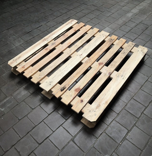 Dřevěná paleta CP3